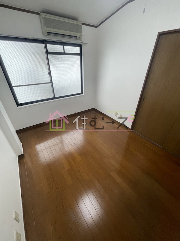 エレガンス5 ベッドルーム