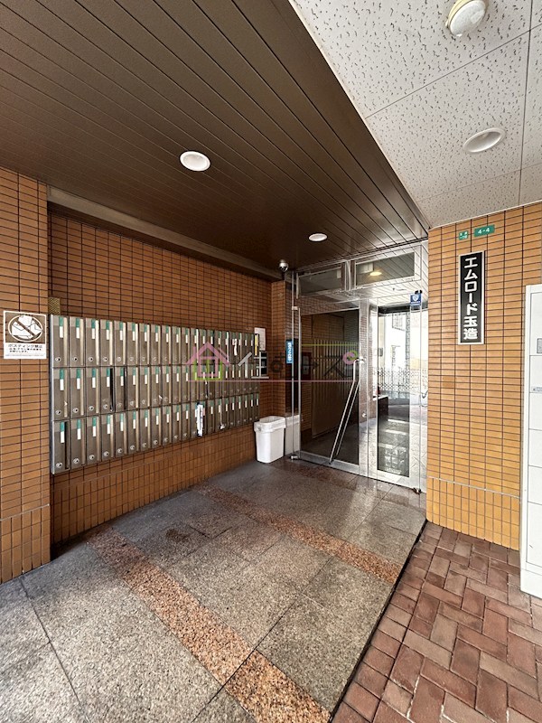 エムロード玉造 エントランス