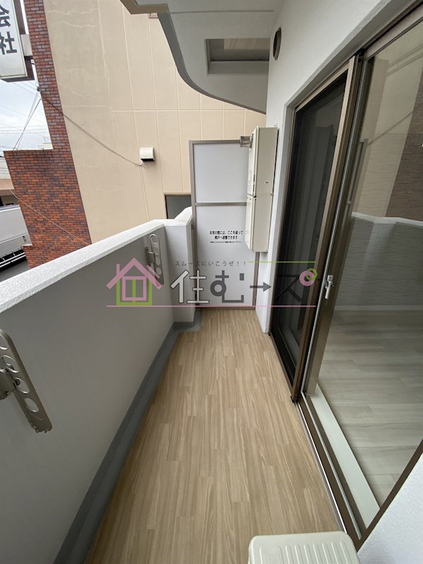 セレニテ難波プリエ ベランダ