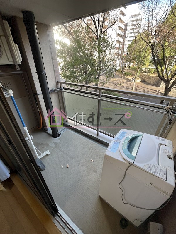 センエイ谷四 ベランダ