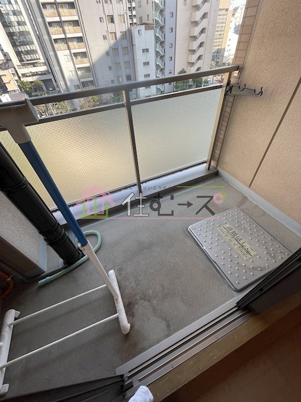 センエイ谷四 ベランダ