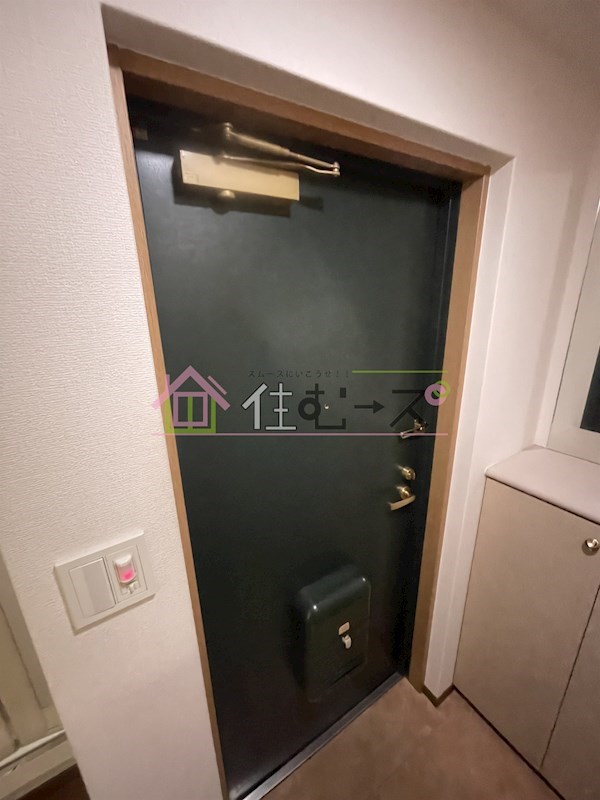 プレサンス内本町 玄関