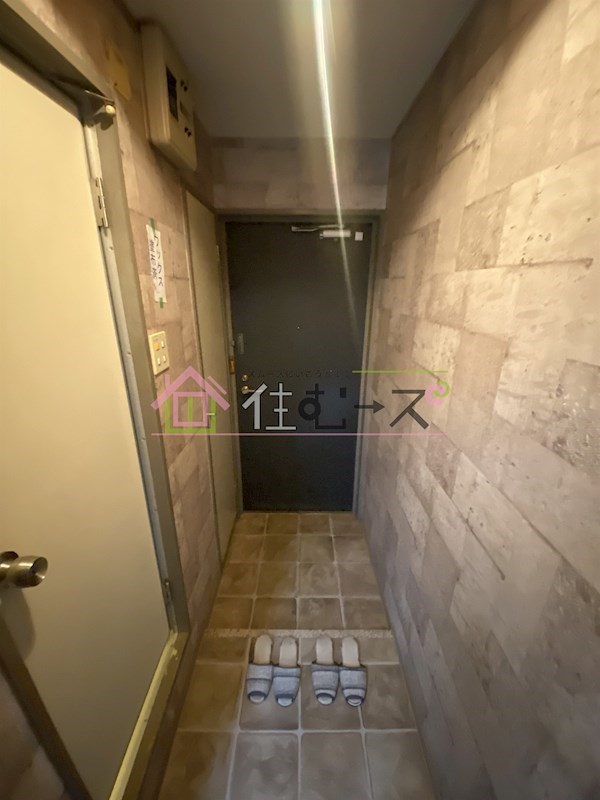 グランドコート新大阪 玄関