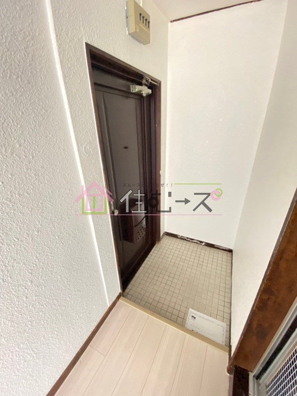 RIZEONE天神ノ森レジデンス 玄関