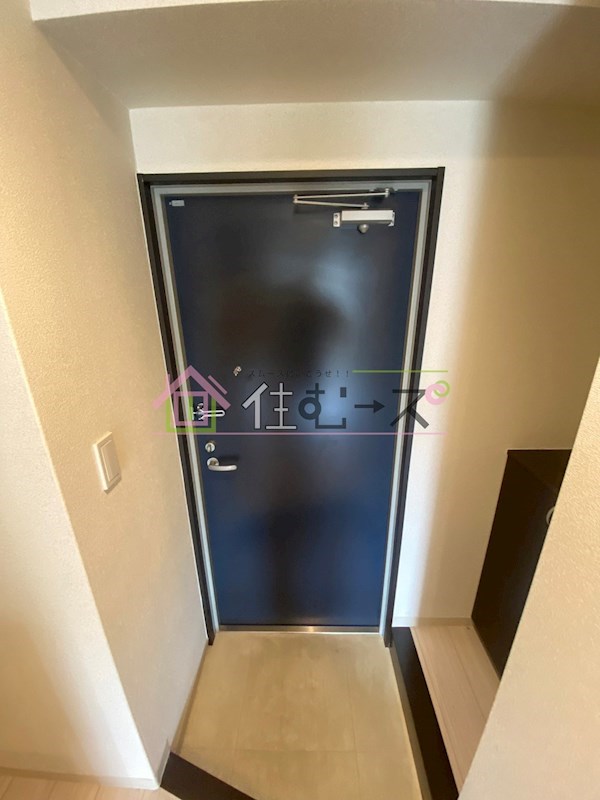 ELLE難波WEST 玄関