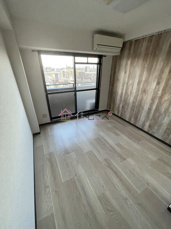 インターナショナル関目 ベッドルーム