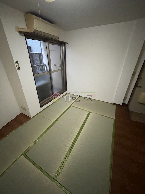 平和ハイツ ベッドルーム