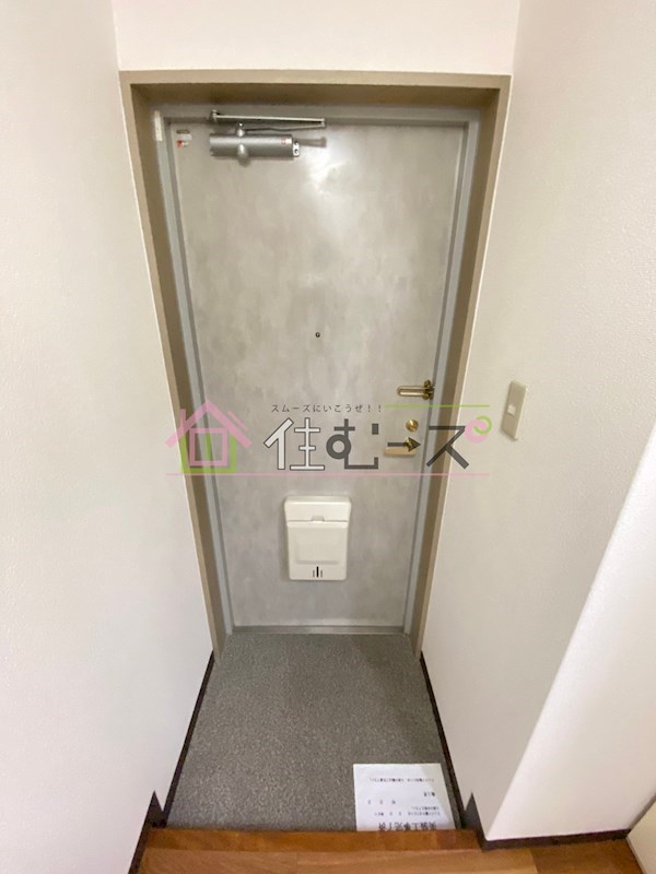 カールトン粲 玄関