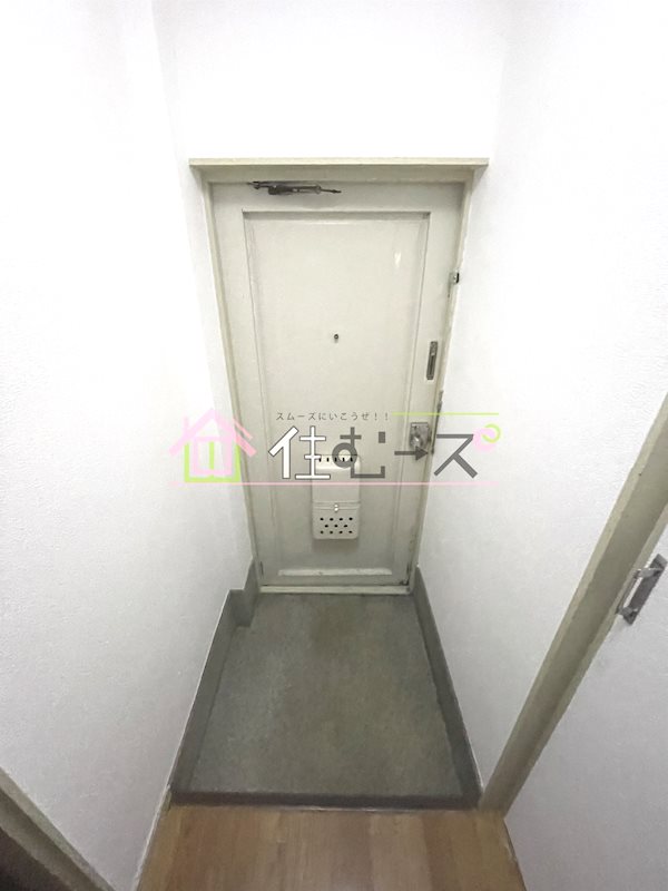 グランビルド長居 玄関