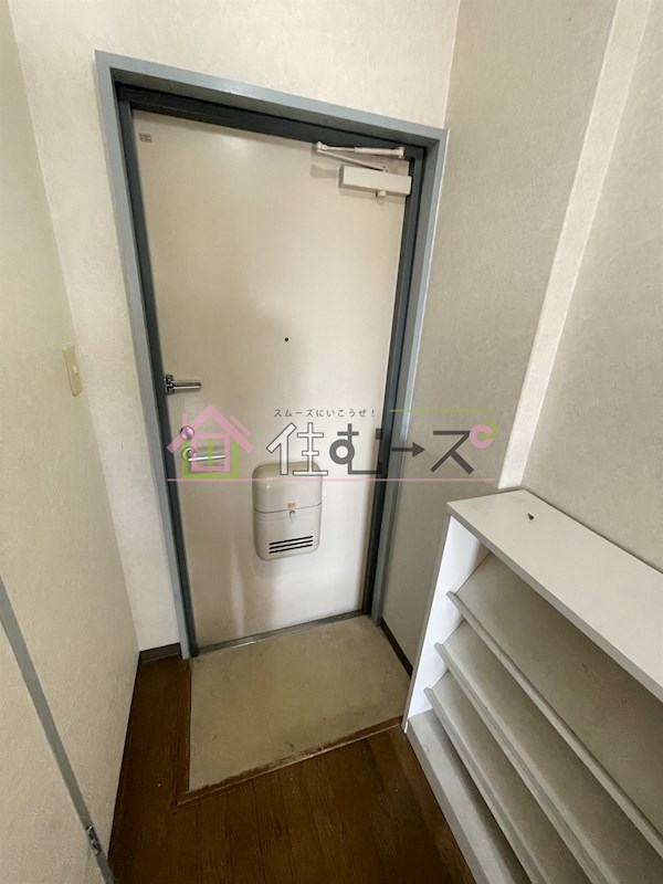 ベル・タツミ 玄関