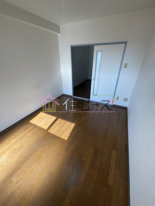 ベル・タツミ リビング