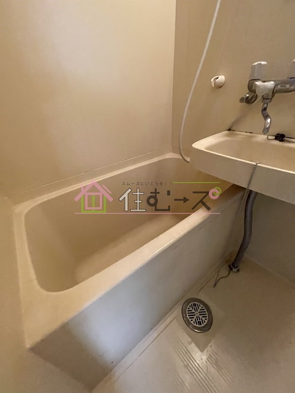 ベル・タツミ 風呂画像