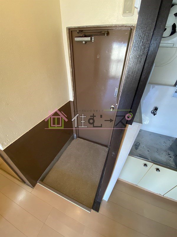 浅井マンション 玄関