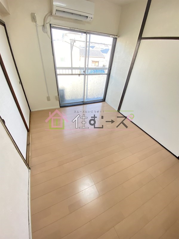 浅井マンション ベッドルーム