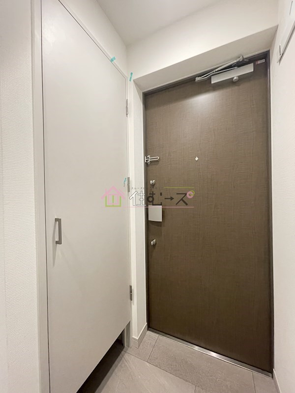 アーバネックス南新町 玄関