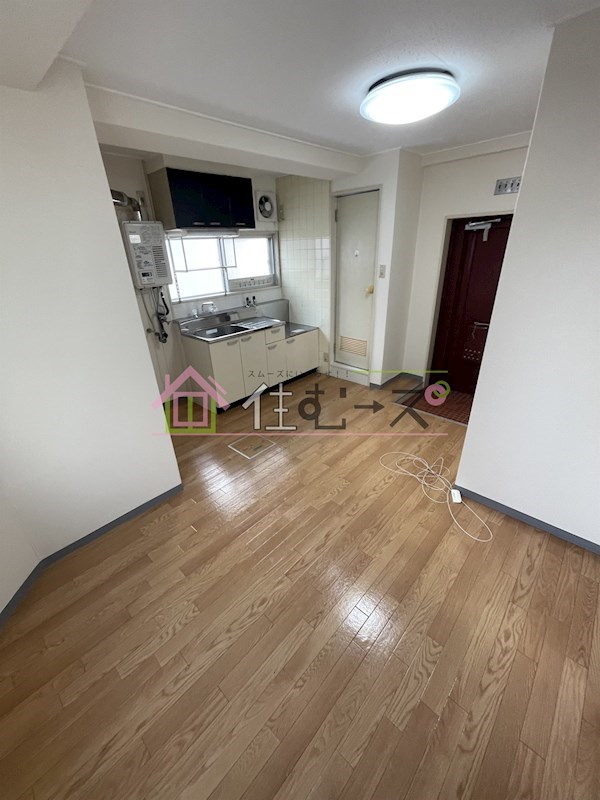 サンコーポ東中島 リビング