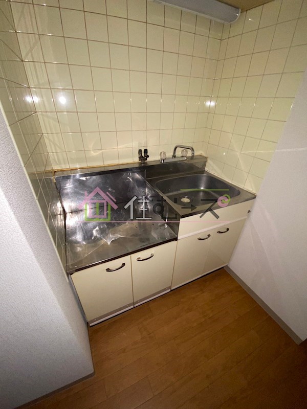 サンシャイン岡崎 キッチン