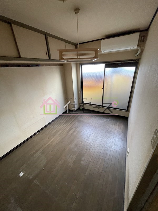 ディノ玉出 ベッドルーム