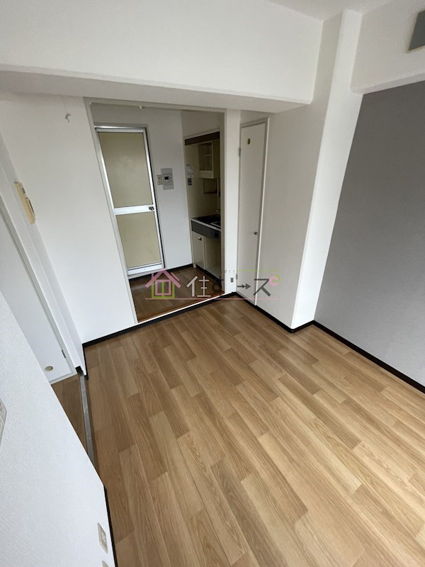ホーユウコンフォルト東住吉 リビング
