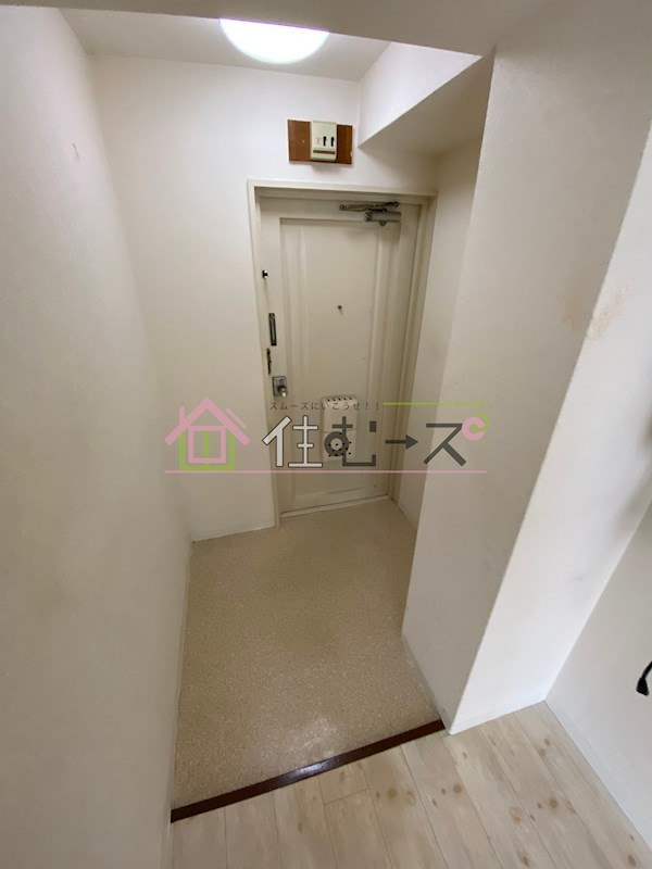 ラパンジール松屋町 玄関