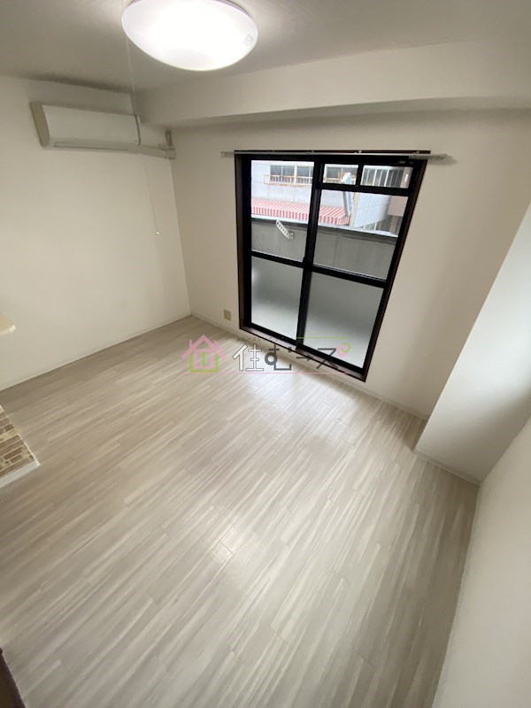 ピュアサクラ松屋町 ベッドルーム