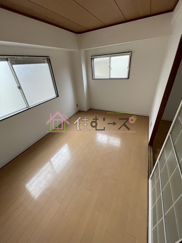 サンプラザ新北野C棟 ベッドルーム