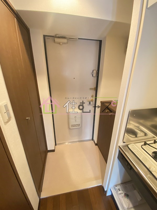 リーガル天神橋 玄関