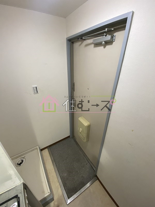 コートダルジャンⅡ  玄関