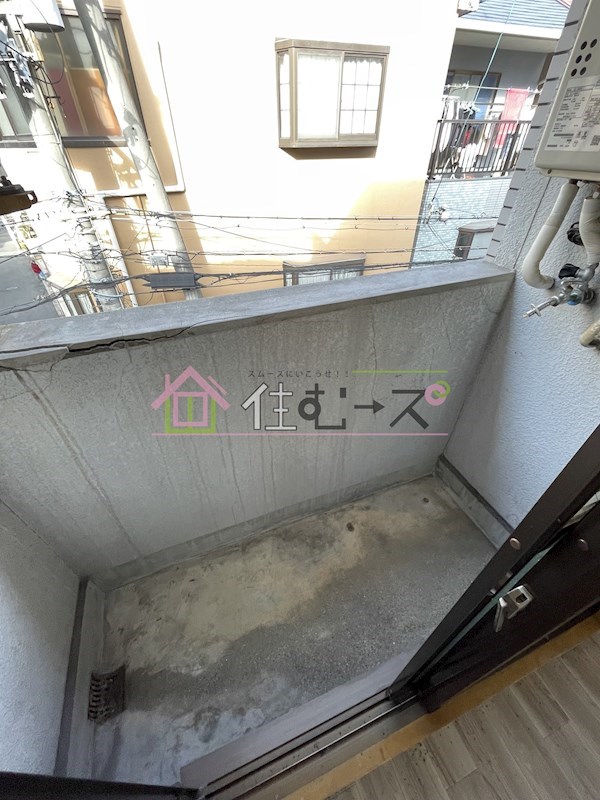 ケアンズクラブ帝塚山 ベランダ