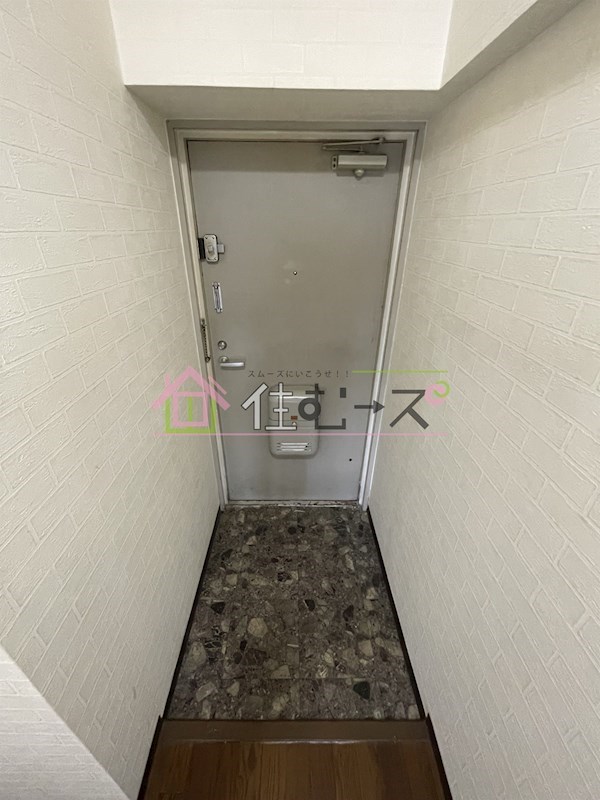 ファミリーコーポ今福 玄関