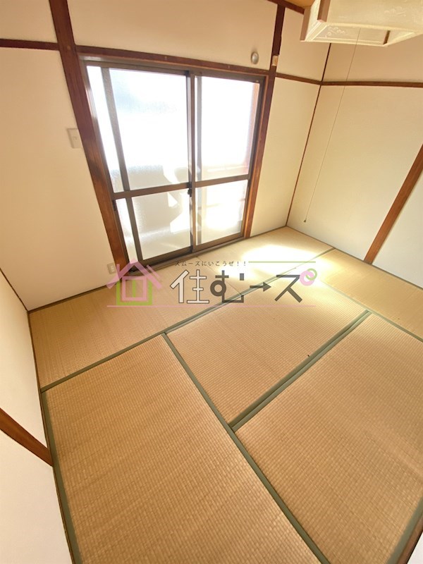 西田アパート ベッドルーム