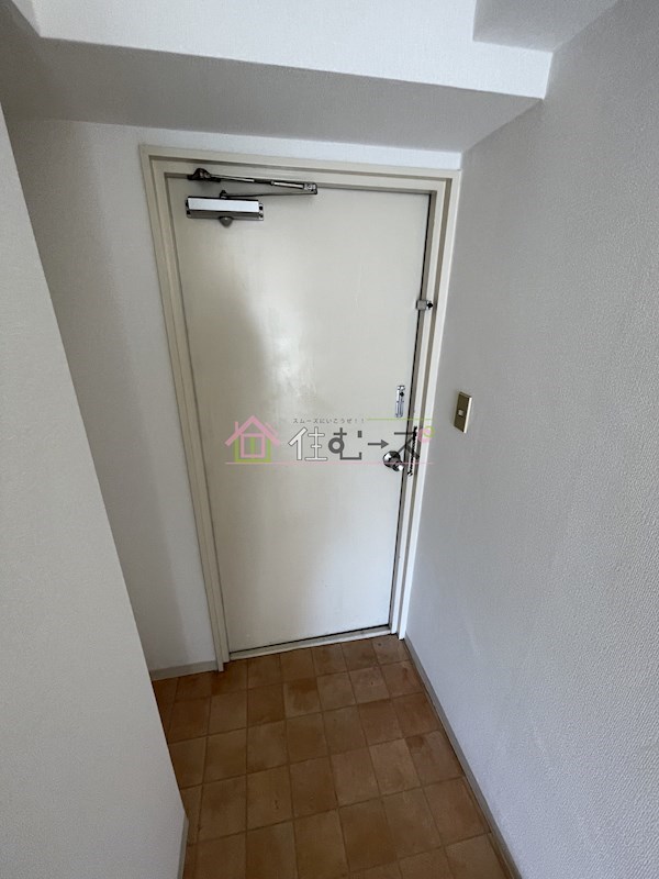 ラパンジール恵美須4 玄関