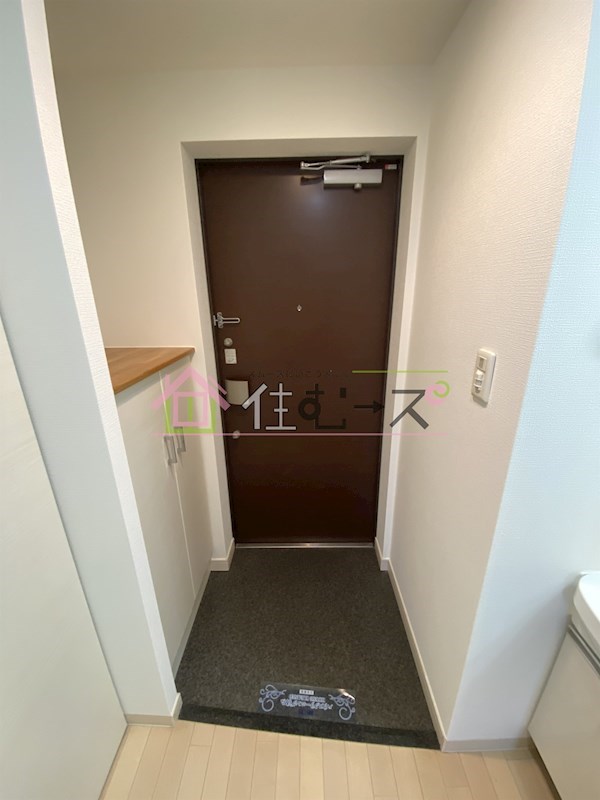 スワンズシティ難波南 玄関