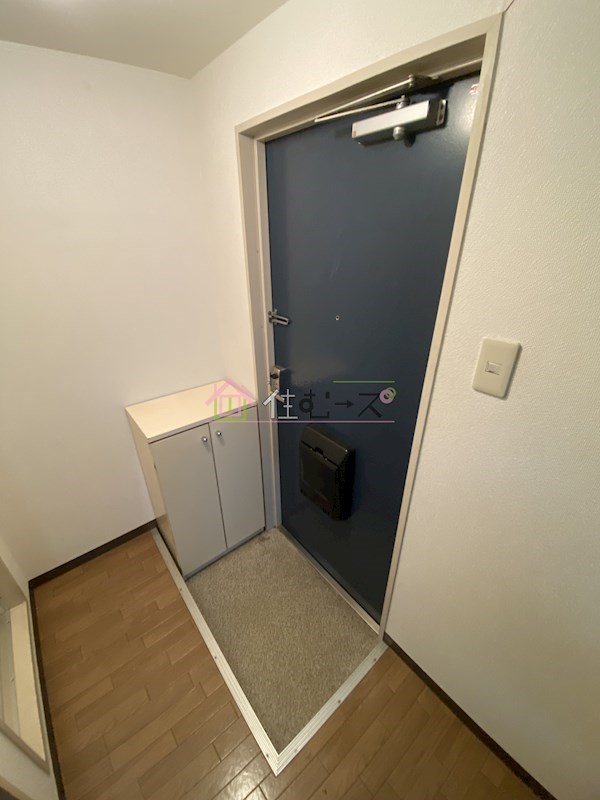 フレックス新大阪Ⅱ 玄関