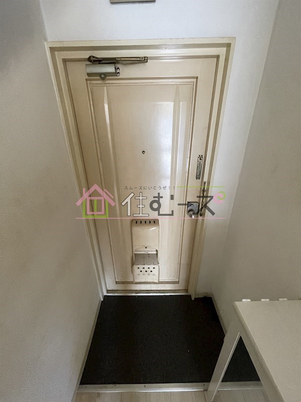 シャルム天満 玄関