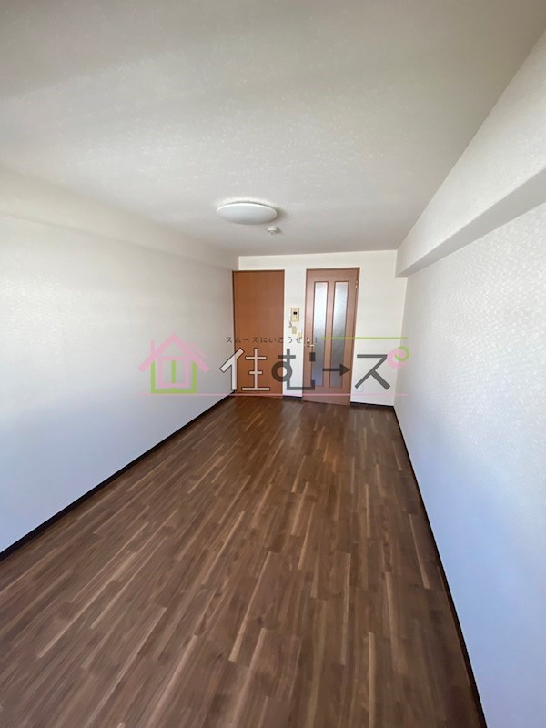 ドミール江戸堀 リビング