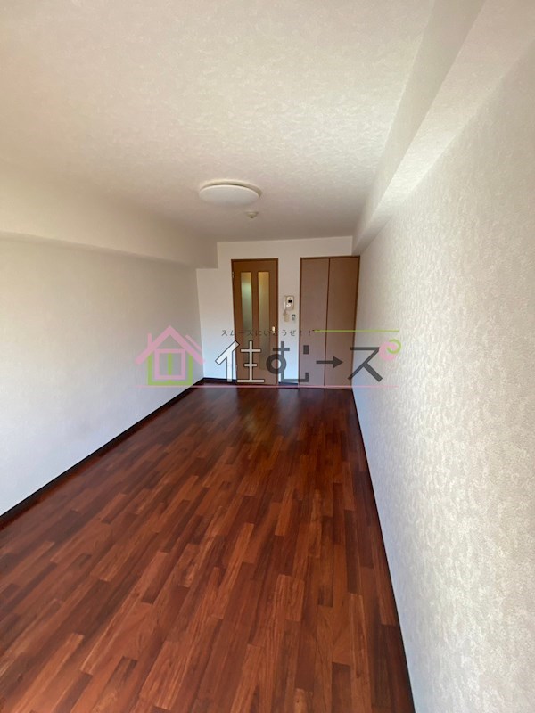 ドミール江戸堀 リビング