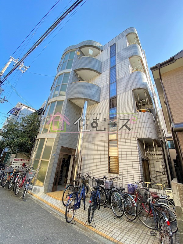 ビッグバーンズマンション高殿 外観