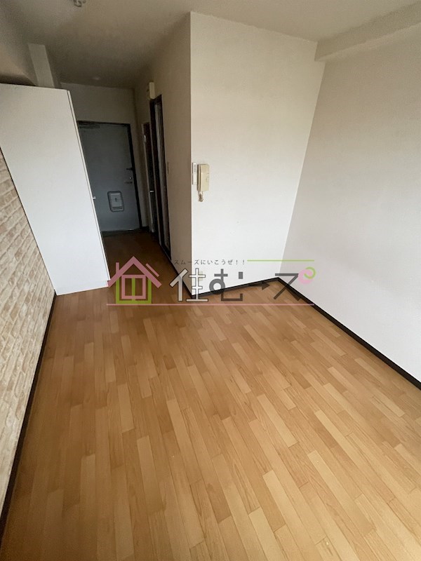 インターナショナル関目 リビング