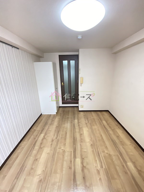 インターナショナル上汐 リビング