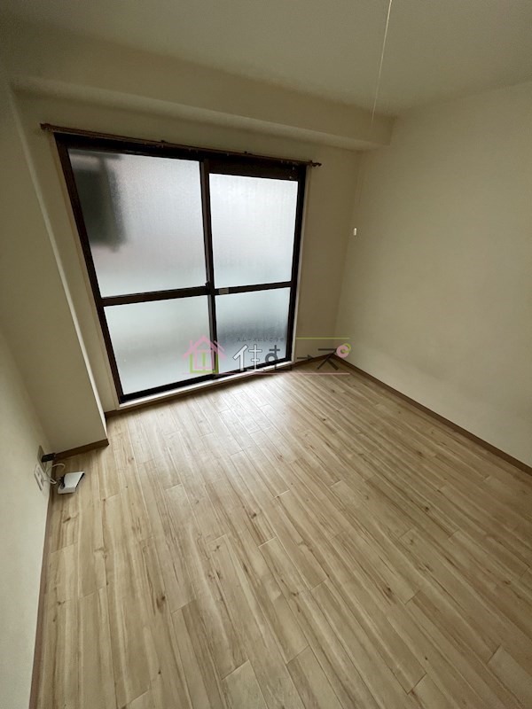 音羽アパートメント ベッドルーム