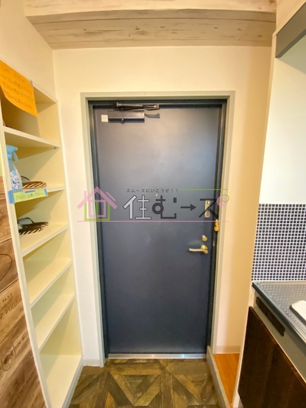 ロイヤルヴィラあべの 玄関