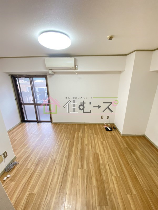 ノアーズアーク九条駅前 ベッドルーム