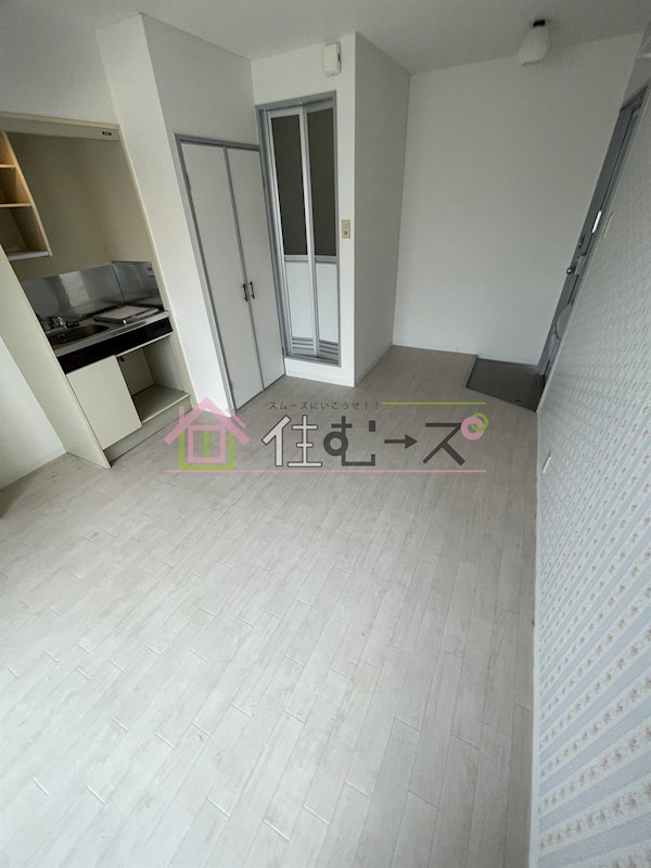 Ｋ&amp;rsquo;ｓコートリバーサイド相川 リビング