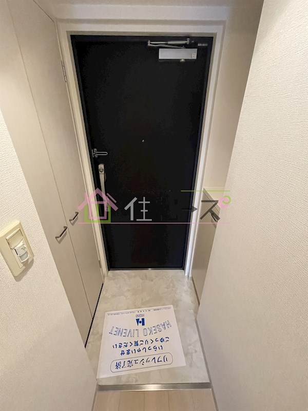 ルクレ難波 玄関