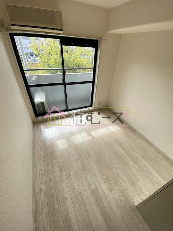 メゾン・ド・トレイユ  ベッドルーム