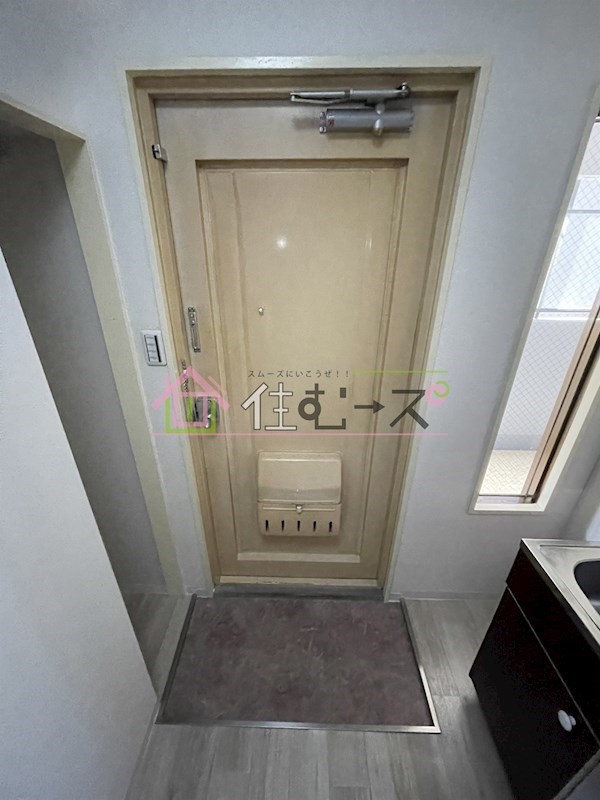 サクセスコート都島 玄関
