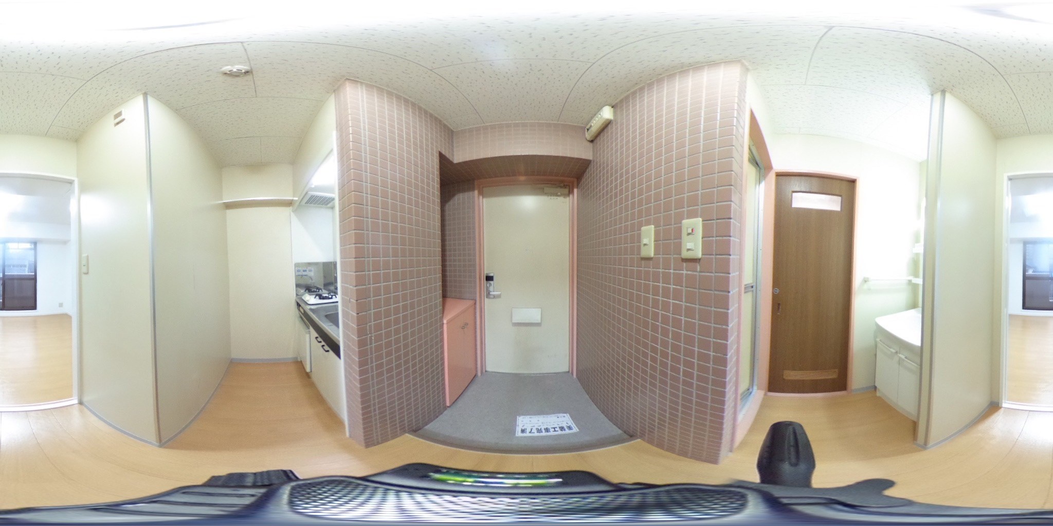 宝ハイツ 玄関
