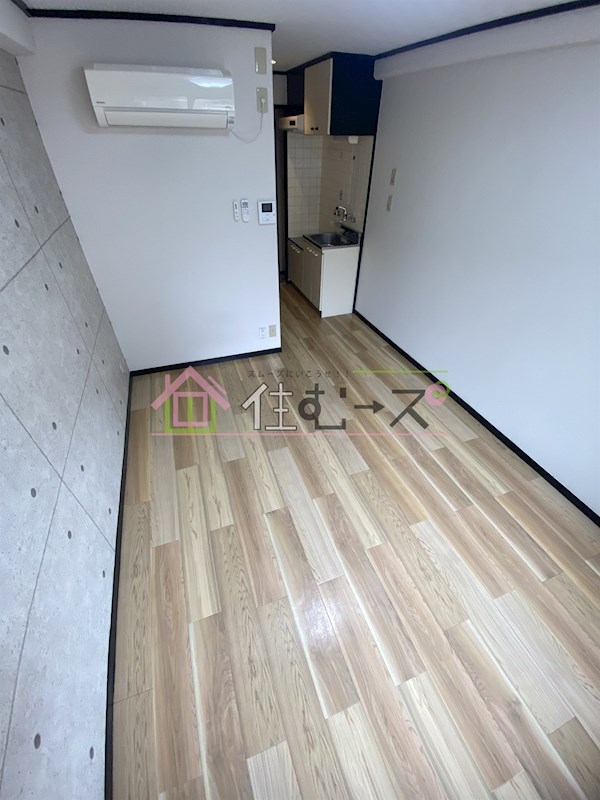 ノアーズアーク長堀通 リビング