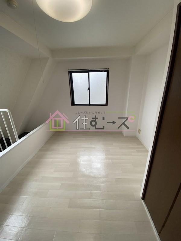 ピュアサクラ松屋町 ベッドルーム